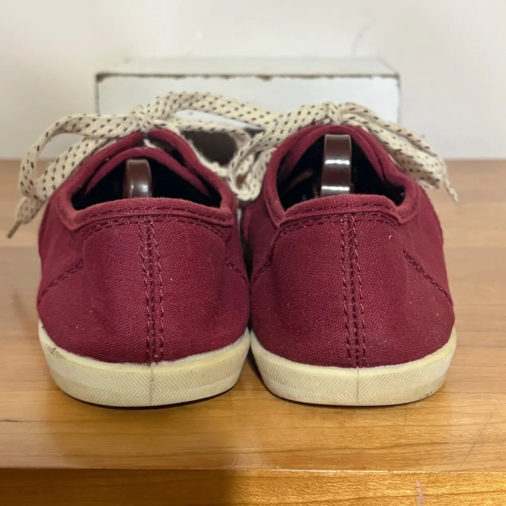 Burgundy Canvas Low Top Lace Up Sneakers WMUB4520001 Maroon USA 9